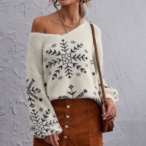 Sweaters - snowflake print oversized off shoulder sweater